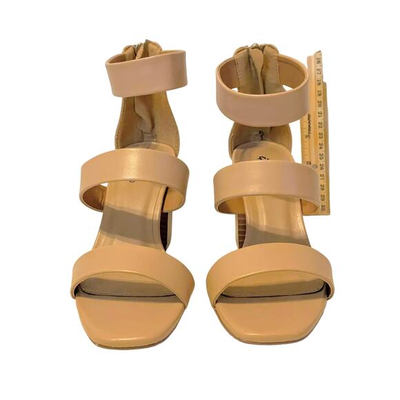 Qupid Women's Strappy Chunky Heel Sandal Camel Size 9 - Picture 4 of 4